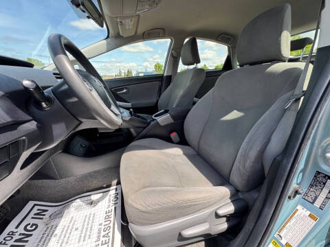 2014 Toyota Prius Two