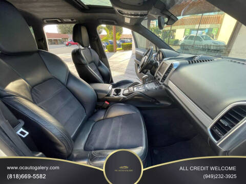 2013 Porsche Cayenne GTS