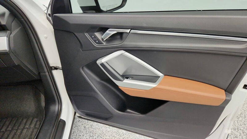 2020 Audi Q3 quattro Premium 45 TFSI