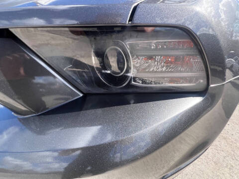 2014 Ford Mustang V6