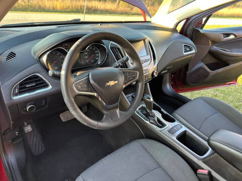 2017 Chevrolet Cruze LT Auto