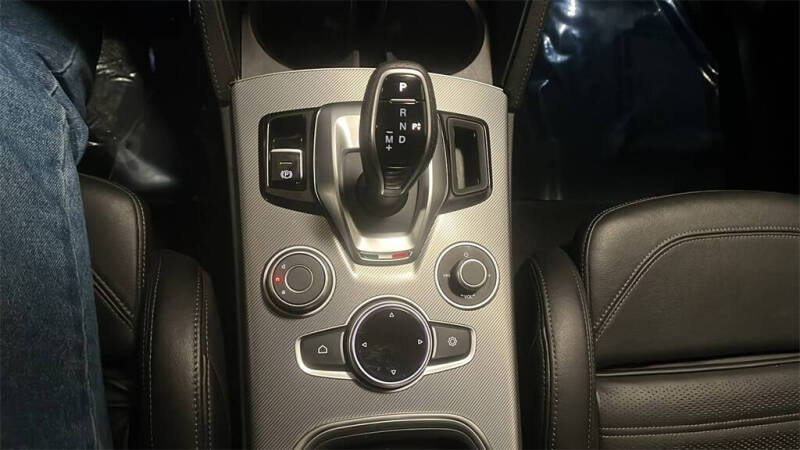 2020 Alfa Romeo Stelvio Ti Sport