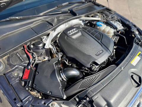 2017 Audi A4 2.0T quattro Premium Plus