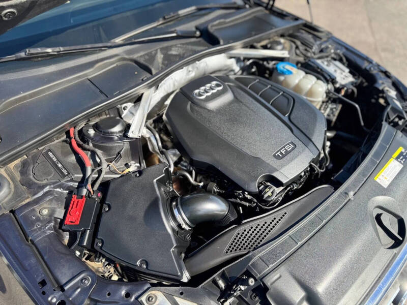 2017 Audi A4 2.0T quattro Premium Plus