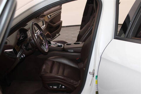 2018 Porsche Panamera