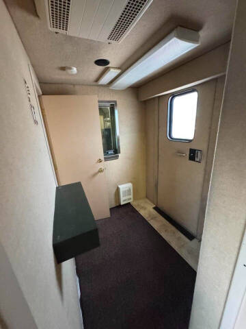 2010 Freightliner M2 106