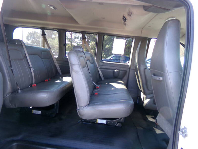 2018 GMC Savana LS 3500