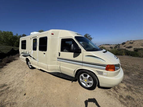 2002 Winnebago Rialta 22QD