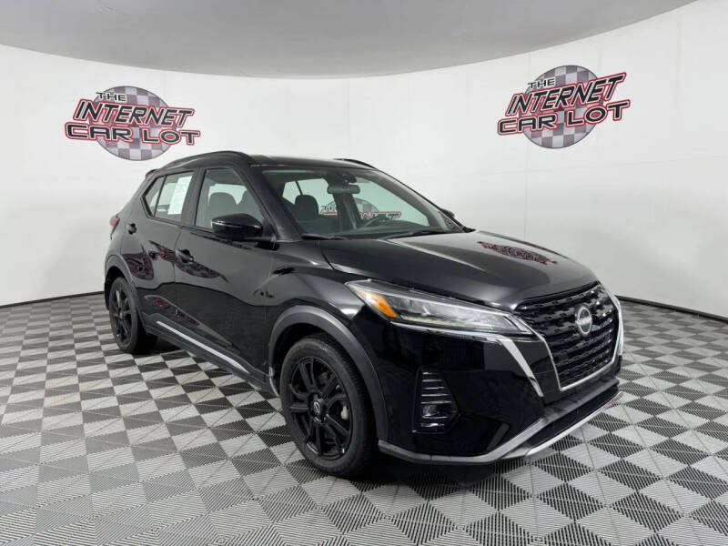 2024 Nissan Kicks SR