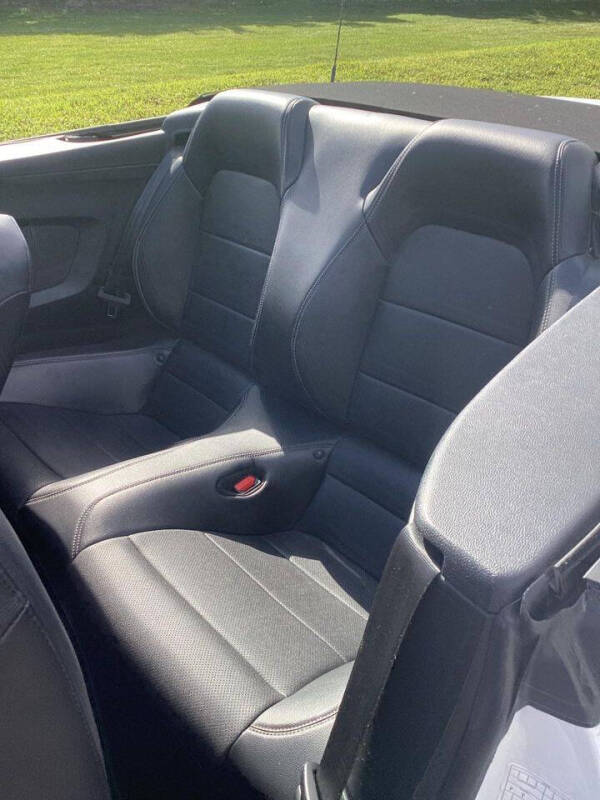 2023 Ford Mustang EcoBoost Premium