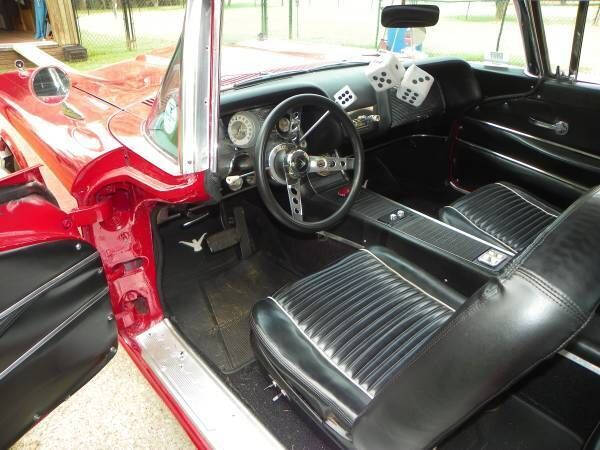 1959 Ford Thunderbird