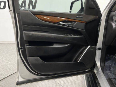 2018 Cadillac Escalade Premium Luxury