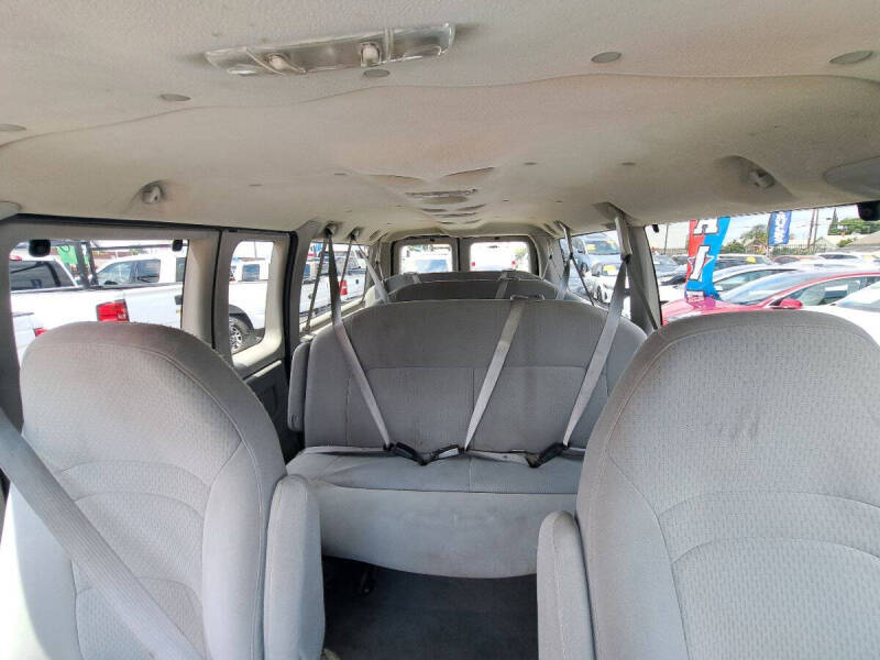 2008 Ford E-Series E-350 SD XLT