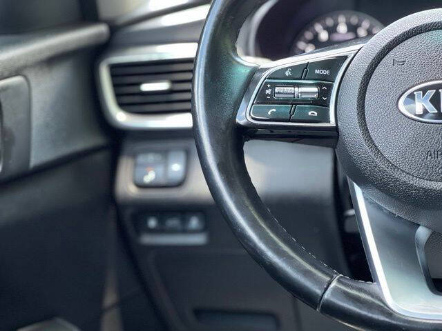 KiaOptima32