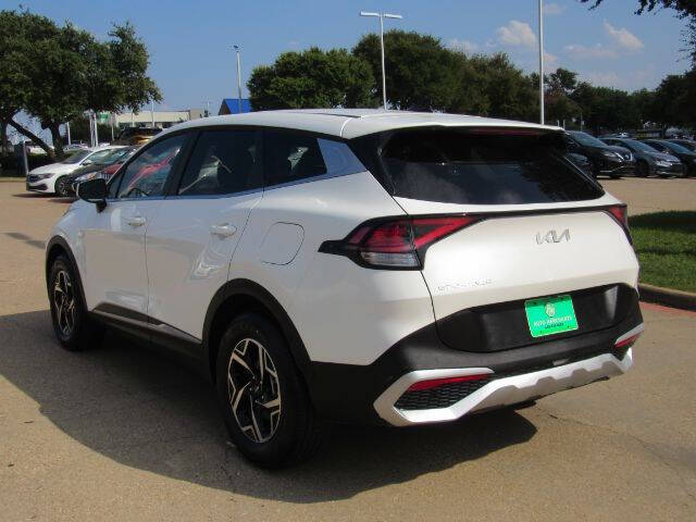 2024 Kia Sportage LX