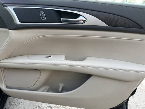 2017 Lincoln MKZ Reserve