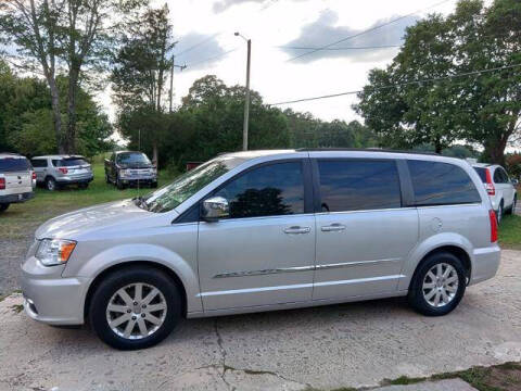 2011 Chrysler Town and Country Touring-L