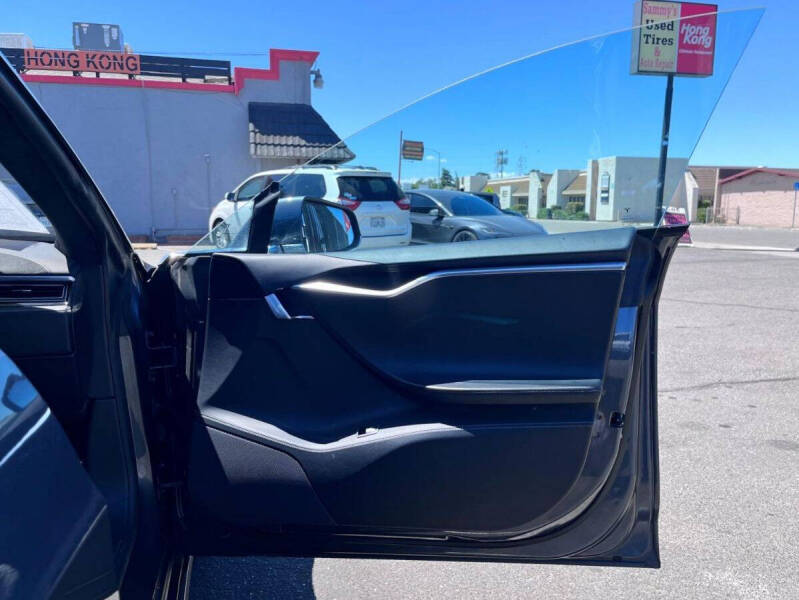 2016 Tesla Model S