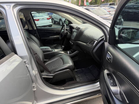 2020 Dodge Journey Crossroad