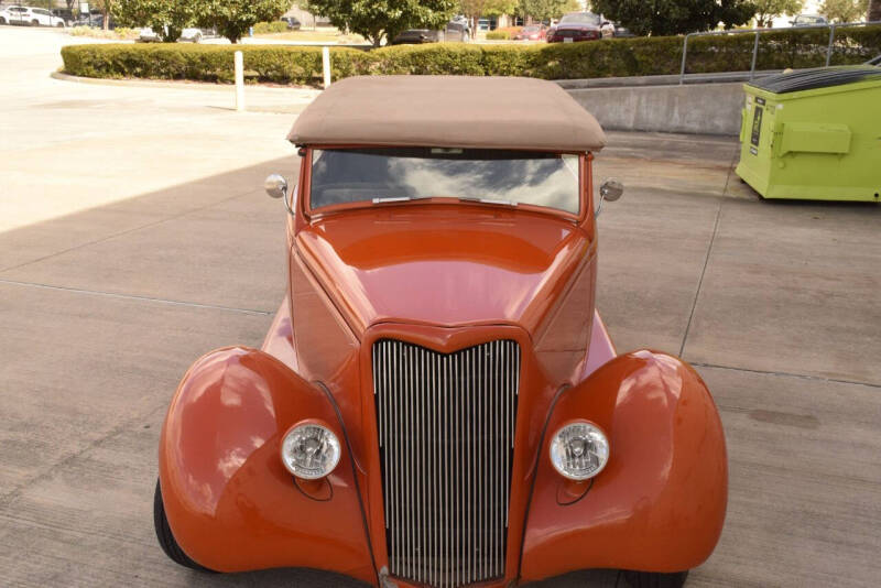 1935 Ford Phaeton