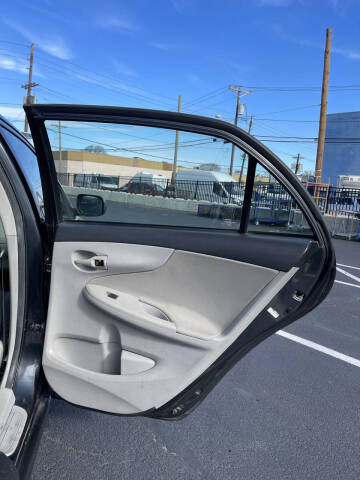 2012 Toyota Corolla L