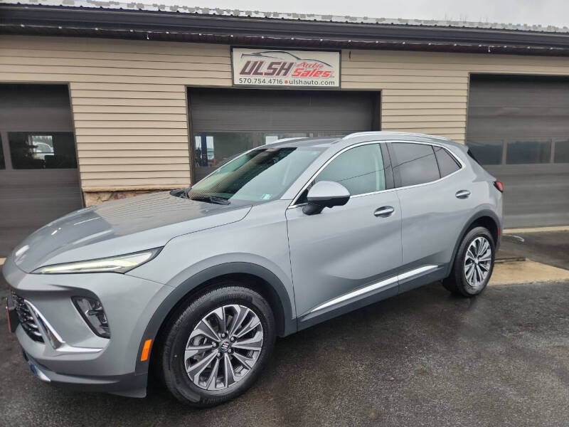 2025 Buick Envision Preferred's photo