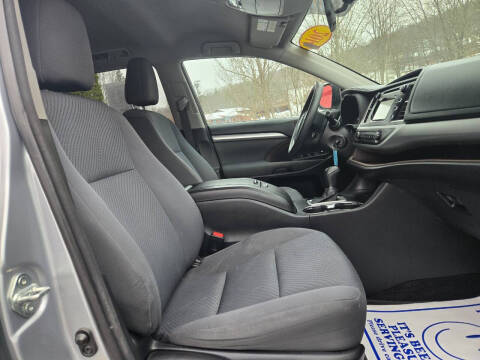 2014 Toyota Highlander LE