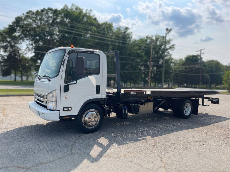 2022 Isuzu n/a