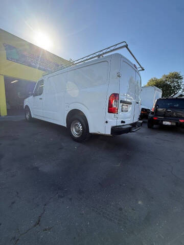 2013 Nissan NV 1500 S