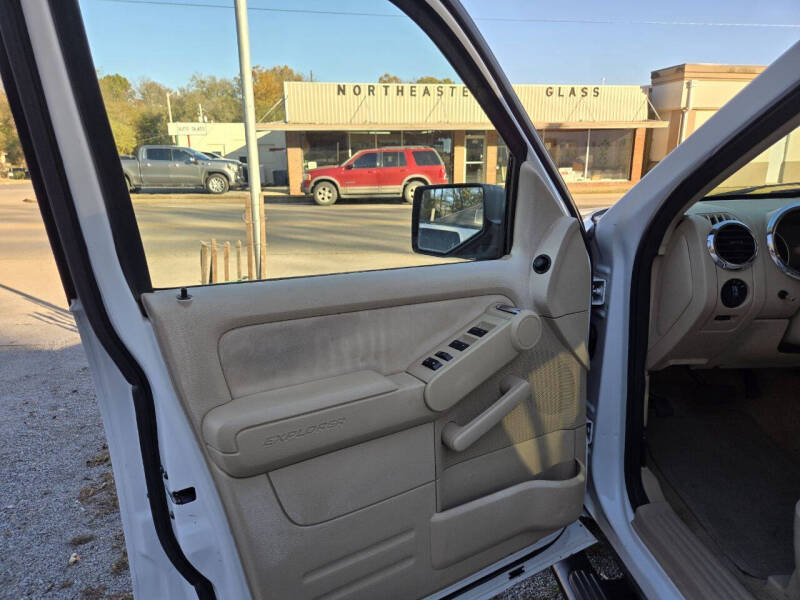 2006 Ford Explorer XLS