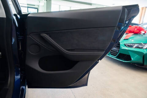 2025 Tesla Model Y Performance