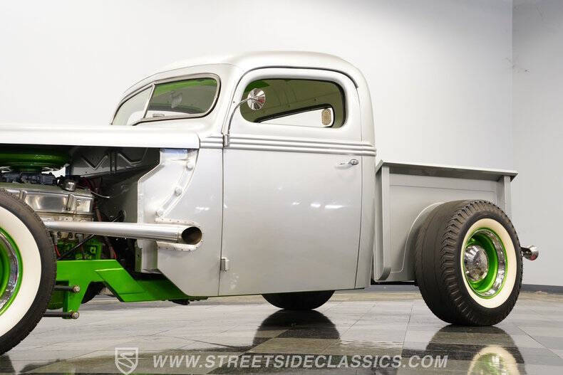 1939 Ford F-100