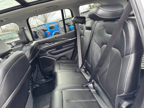 2023 Jeep Grand Cherokee 30th Anniversary 4xe