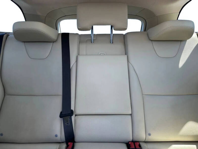 2015 Volvo XC60 T5 Drive-E Premier Plus