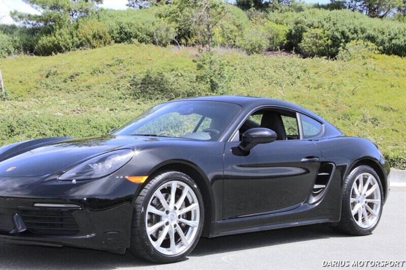 2019 Porsche 718 Cayman