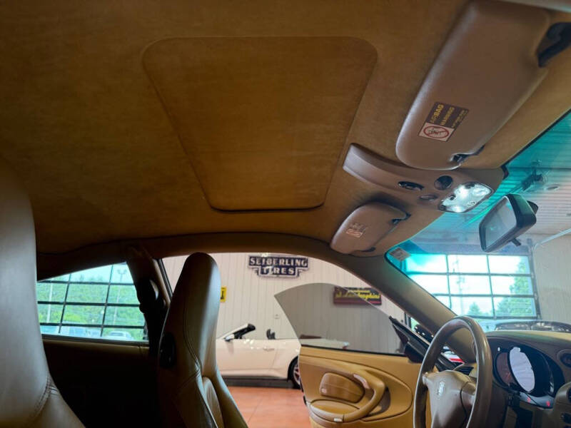 2001 Porsche 911 Carrera