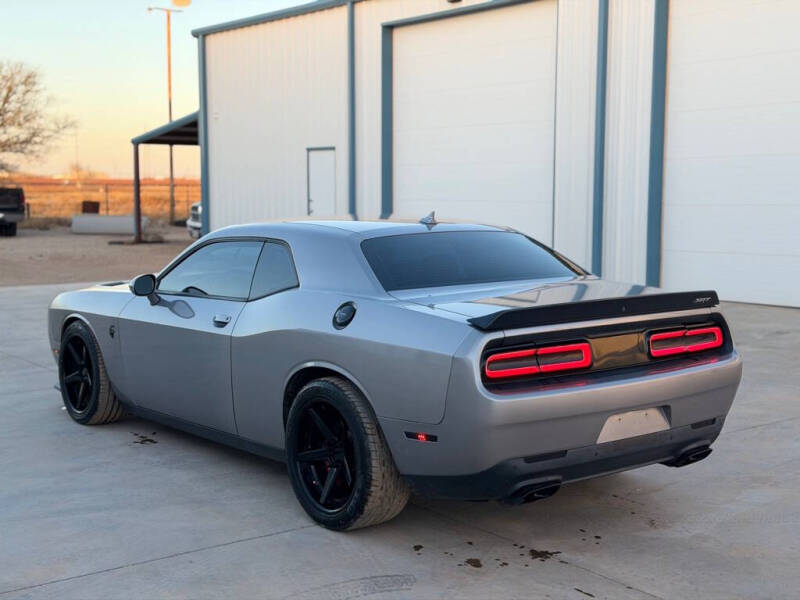 2016 Dodge Challenger SRT Hellcat