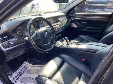 2016 BMW 5 Series 550i
