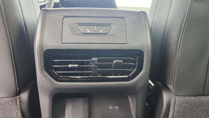 2025 Chevrolet Silverado EV LT