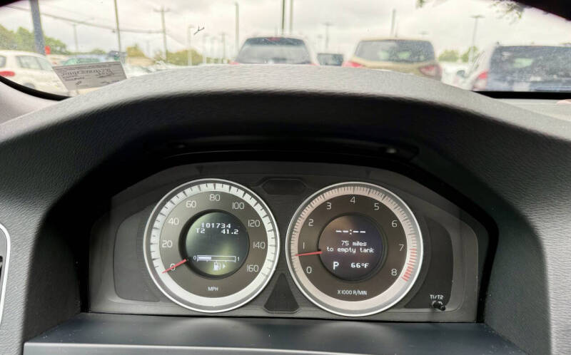 2013 Volvo S60 T5 Premier