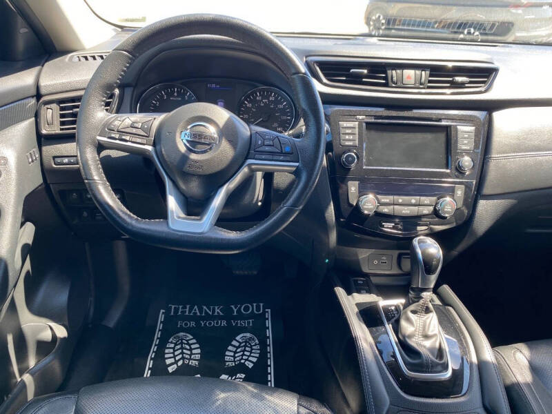 2020 Nissan Rogue SL