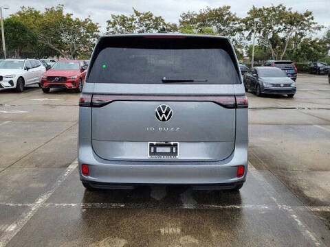 2025 Volkswagen ID. Buzz Pro S