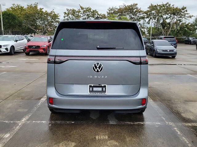 2025 Volkswagen ID. Buzz Pro S