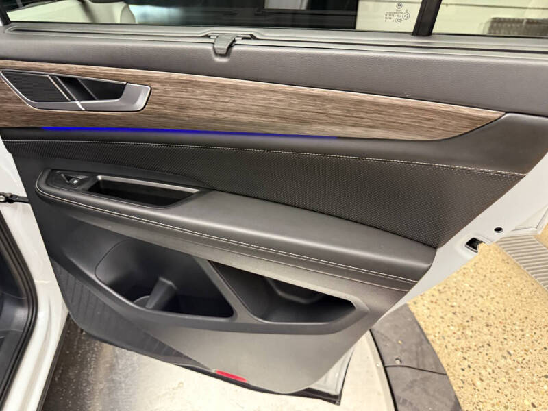 2024 Volkswagen Atlas SEL 4Motion