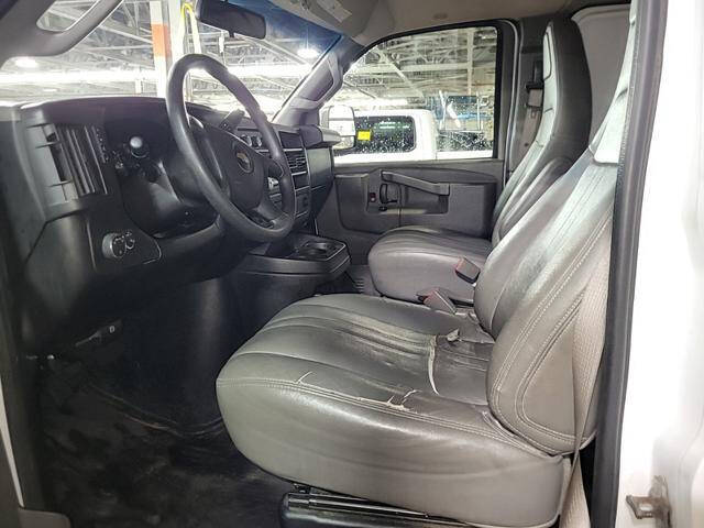 2019 Chevrolet Express 2500