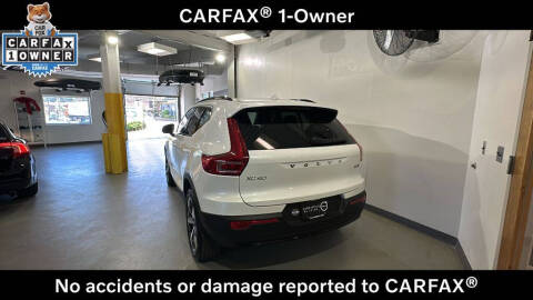 2026 Volvo XC40 B5 Plus