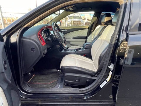 2016 Dodge Charger SXT