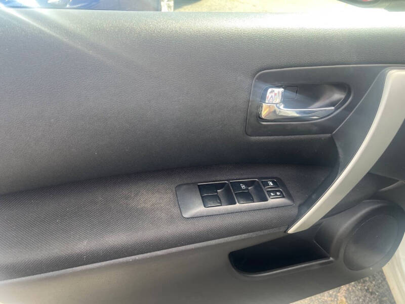 2012 Nissan Rogue SV