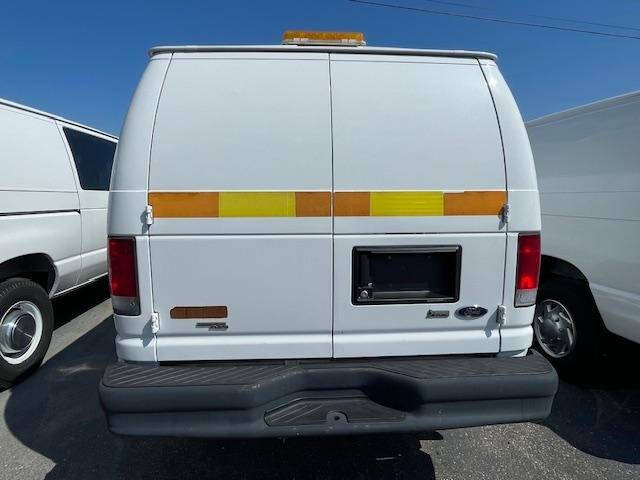 2014 Ford E-Series E-350 SD