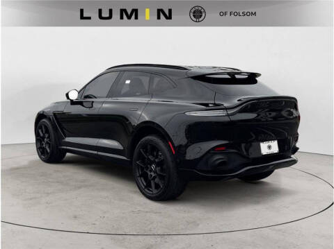 2021 Aston Martin DBX
